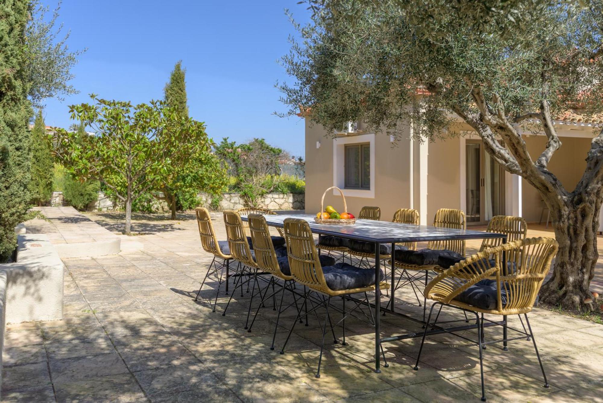 The Olive Grove Villas With Swimming Pool And Breakfast Archanes Bagian luar foto