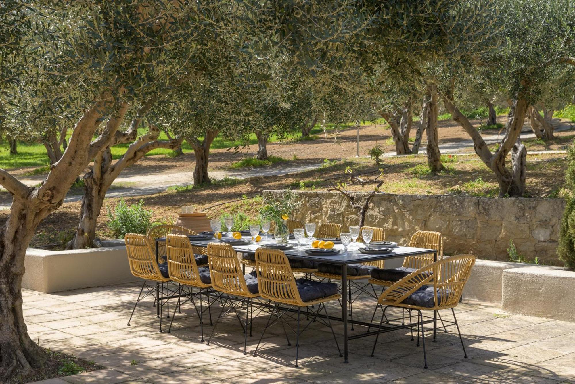 The Olive Grove Villas With Swimming Pool And Breakfast Archanes Bagian luar foto